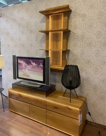 Tv-kombi mit Wandregal und Led -Beleuchtung Eiche massiv 1000.-€
